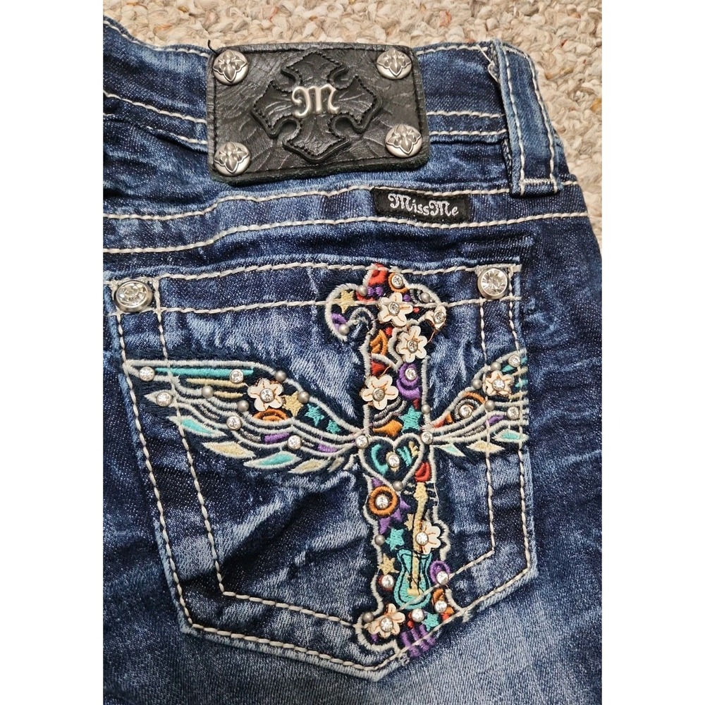 Miss Me Womens 28 Bermuda Shorts Embroidered Cross Embellished Blue JP5998M